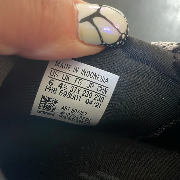 Adidas Swift Running Run Shoes Black White Leopard BD7962 Woman’s Size 6 - Picture 12 of 12